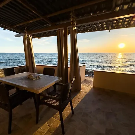 To Kyma - Seafront House * Skála Kallirákhis