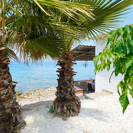 To Kyma - Seafront House